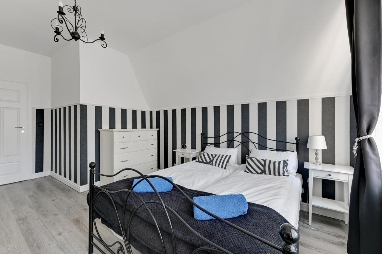 Pola By Q4Apartments - Heart Of The Old Town Gdańsk Exteriör bild